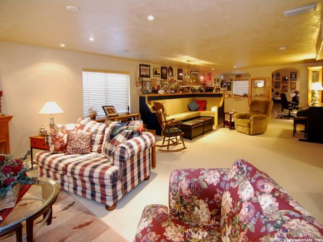 684 W 750 S, Layton, UT 84041 — photo 5