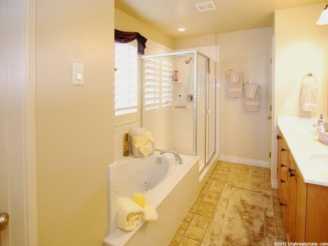 684 W 750 S, Layton, UT 84041 — photo 8