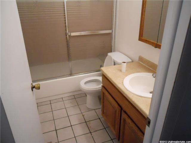 5717 S 3950 W, Roy, UT 84067 — photo 2