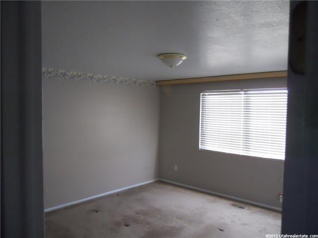 5717 S 3950 W, Roy, UT 84067 — photo 3