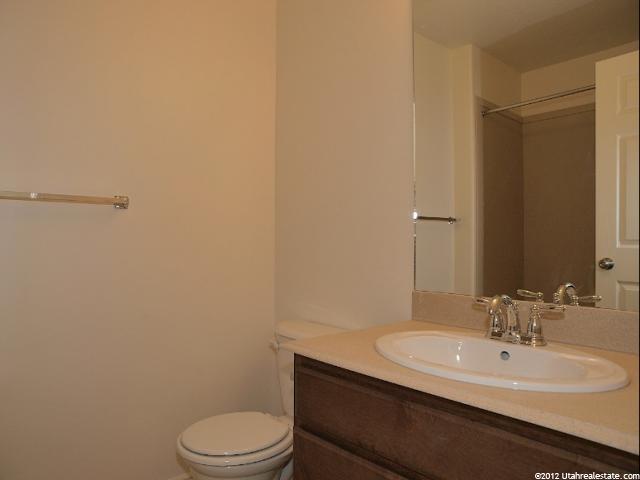 946 Chris Cir, Clearfield, UT 84015 — photo 8