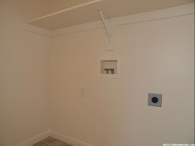 946 Chris Cir, Clearfield, UT 84015 — photo 9