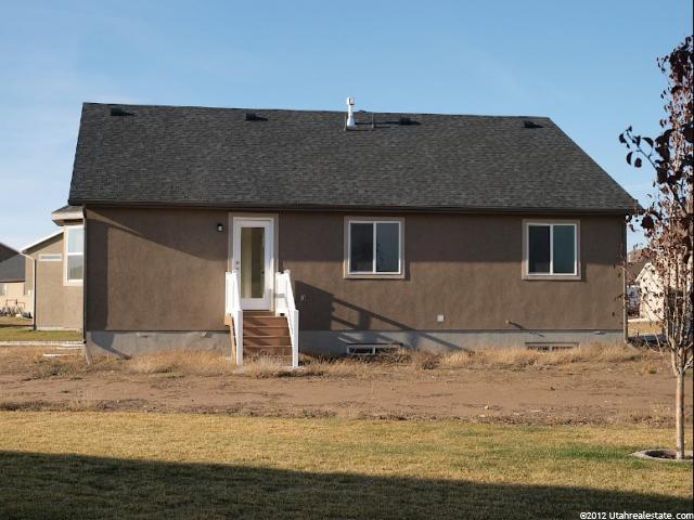 946 Chris Cir, Clearfield, UT 84015 — photo 10