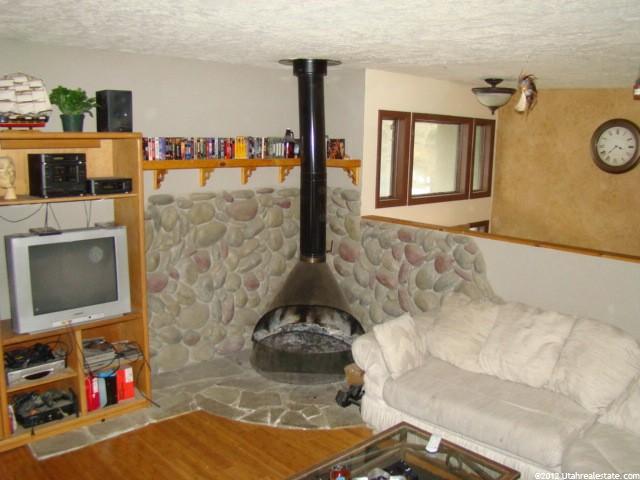 1280 E Oak St, Ogden, UT 84401 — photo 5