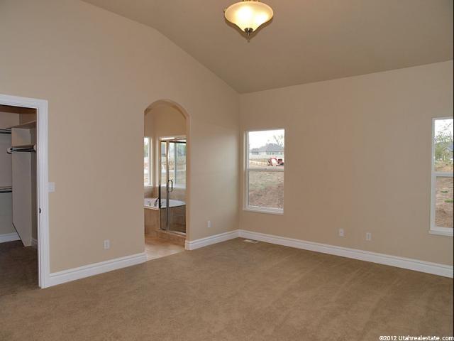 5541 S 1425 E, South Ogden, UT 84403 — photo 6