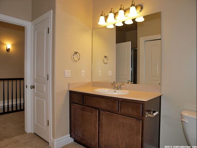 5541 S 1425 E, South Ogden, UT 84403 — photo 9