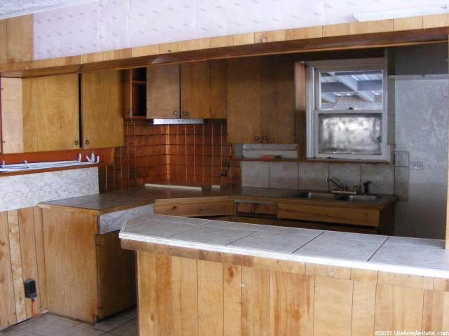 987 Patterson St, Ogden, UT 84403 — photo 2