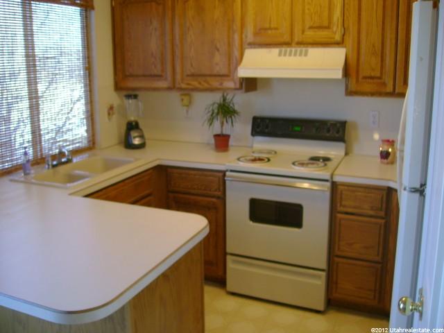 877 N Harrison Blvd, Ogden, UT 84404 — photo 8