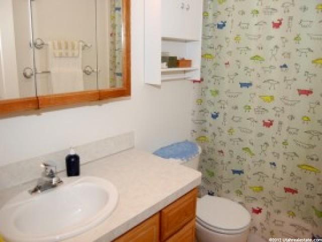 1008 E Sara Ln S, Ogden, UT 84404 — photo 11