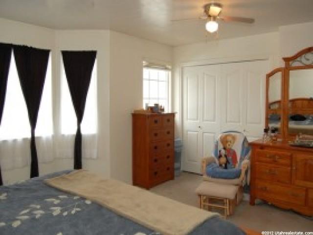 1008 E Sara Ln S, Ogden, UT 84404 — photo 9