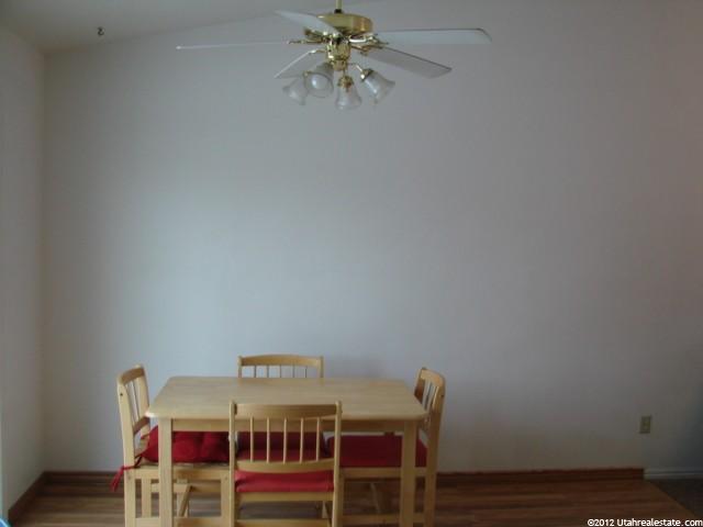 901 Brook Cir, Ogden, UT 84403 — photo 3