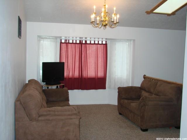 901 Brook Cir, Ogden, UT 84403 — photo 4