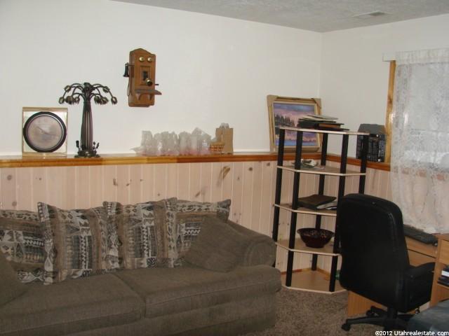 901 Brook Cir, Ogden, UT 84403 — photo 8