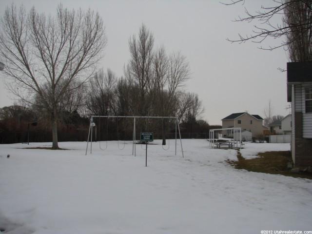 901 Brook Cir, Ogden, UT 84403 — photo 10