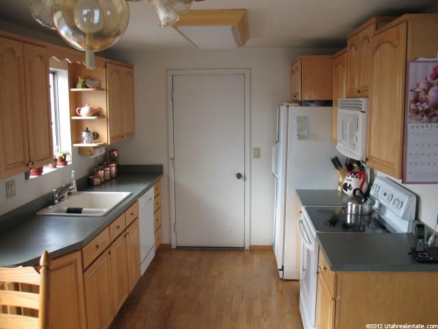1314 Nalder Cir, Layton, UT 84040 — photo 5