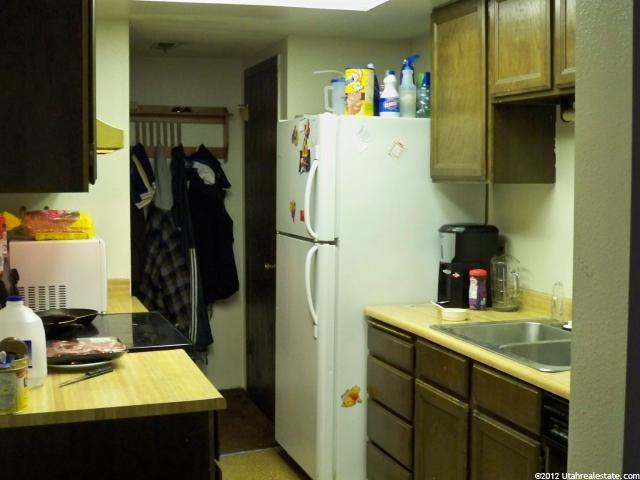 8263 Ivy Dr, Midvale, UT 84047 — photo 4