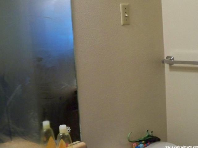 8263 Ivy Dr, Midvale, UT 84047 — photo 7