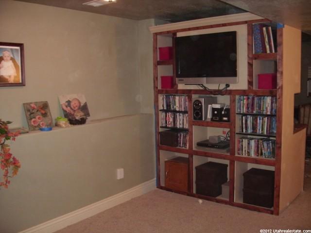 4012 Lily Dr, Roy, UT 84067 — photo 9
