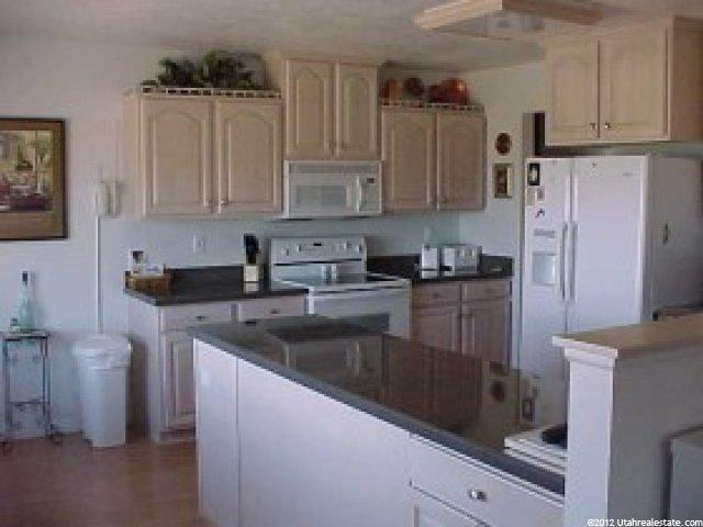 2847 Viewcrest Cir, North Logan, UT 84341 — photo 3