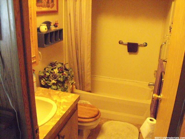 479 W Sant Rd S, Grace, ID 83241 — photo 9