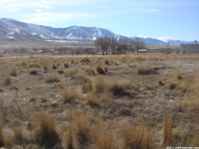 1568 E Saddleback Dr #2, Lake Point, UT 84074 — photo 2