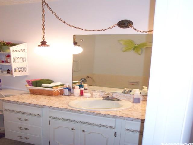 1414 Sunview Dr, Ogden, UT 84404 — photo 9
