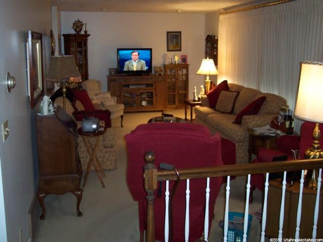 1414 Sunview Dr, Ogden, UT 84404 — photo 2