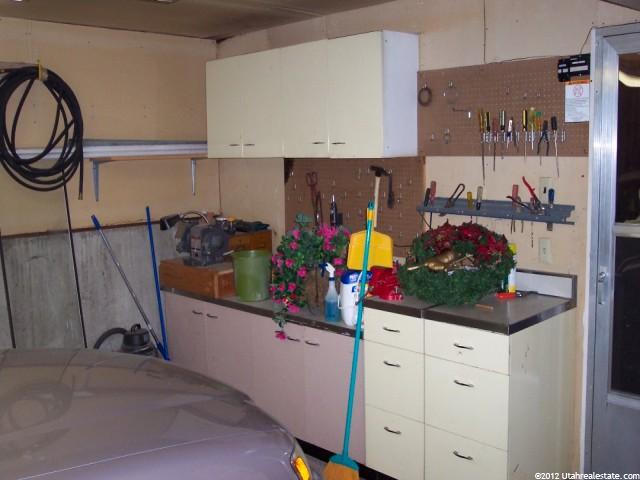1414 Sunview Dr, Ogden, UT 84404 — photo 11