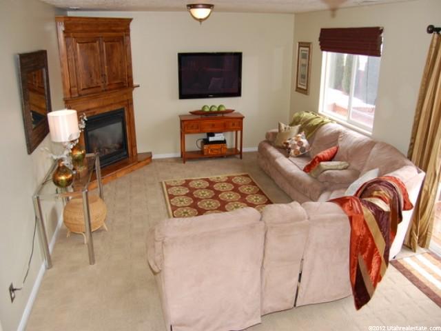 141 W 1475 N, Layton, UT 84041 — photo 4