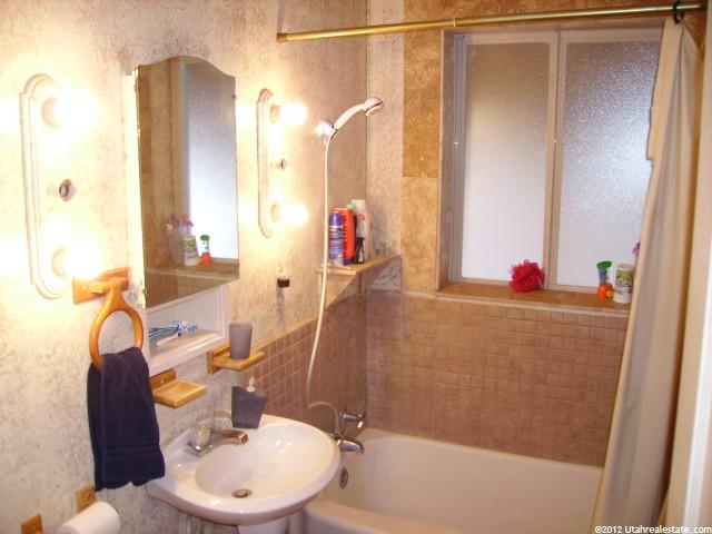 476 W 300 N, Logan, UT 84321 — photo 9