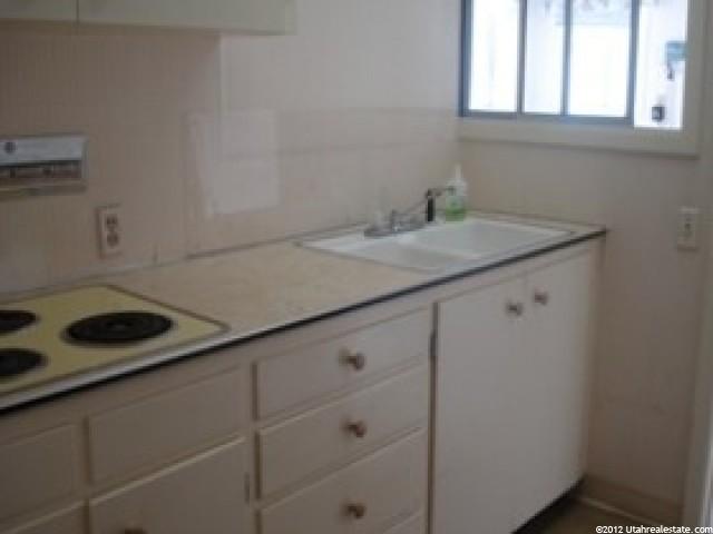 3208 Tyler Ave, Ogden, UT 84403 — photo 5