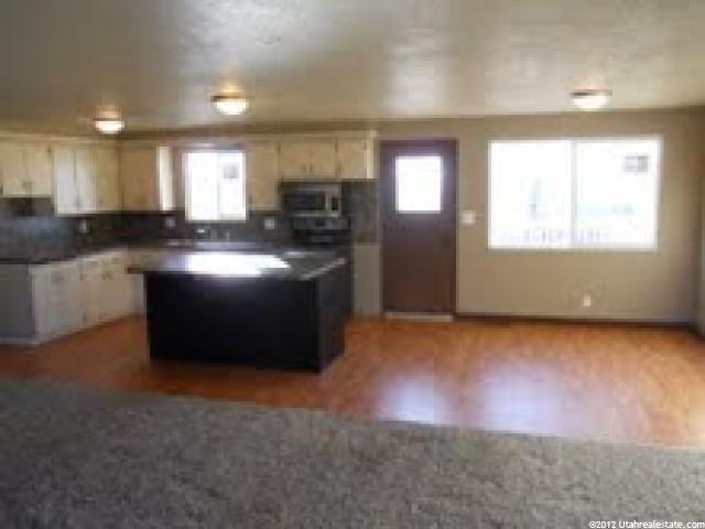 823 N 450 W, Sunset, UT 84015 — photo 4