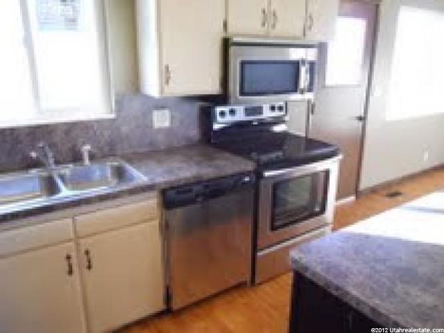 823 N 450 W, Sunset, UT 84015 — photo 5