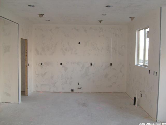 866 Mckittrick, Farmington, UT 84025 — photo 5