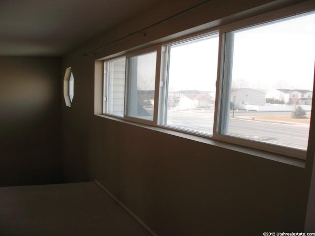 190 E 1325 N, Layton, UT 84041 — photo 9