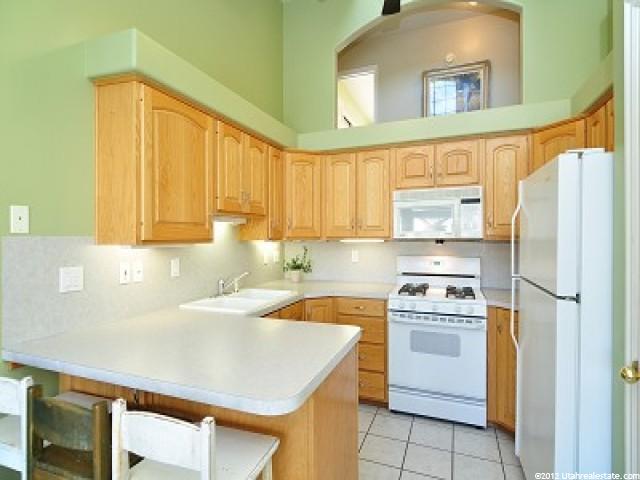 1055 W 350 S, Layton, UT 84041 — photo 3