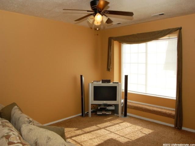 598 W 375 N, Clearfield, UT 84015 — photo 5