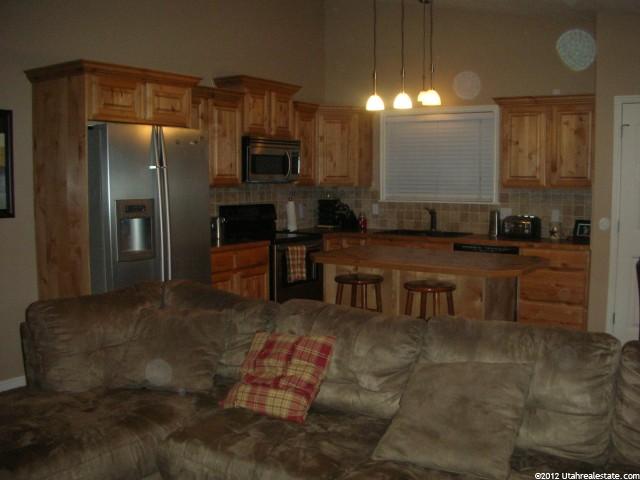 109 Andrews Ln, Providence, UT 84332 — photo 2