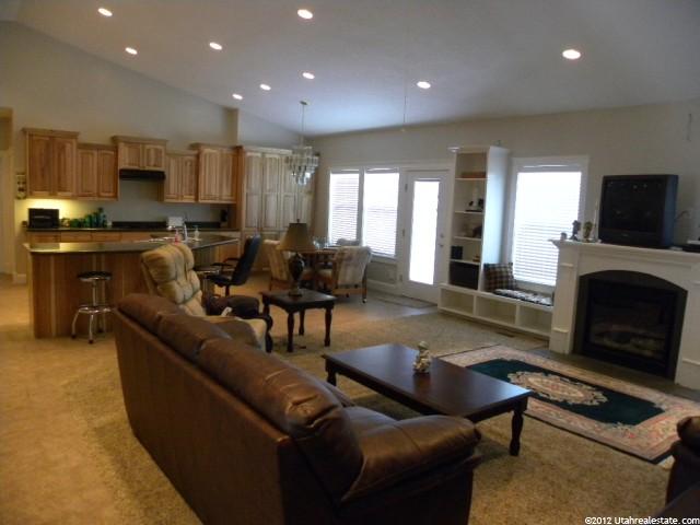 531 S 330 W, Providence, UT 84332 — photo 2
