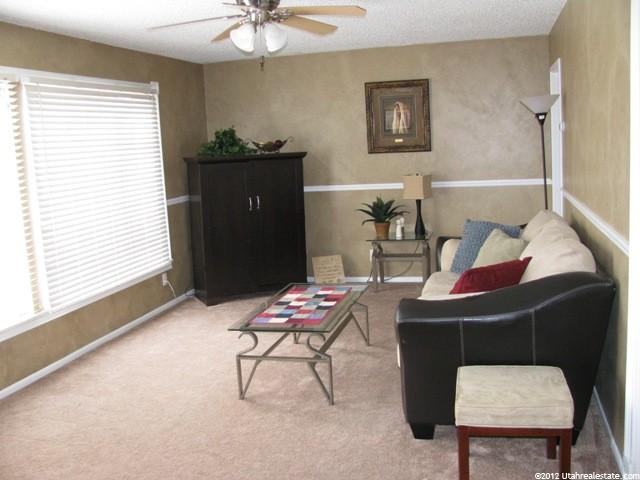 270 E 4575 S, Washington Terrace, UT 84405 — photo 2