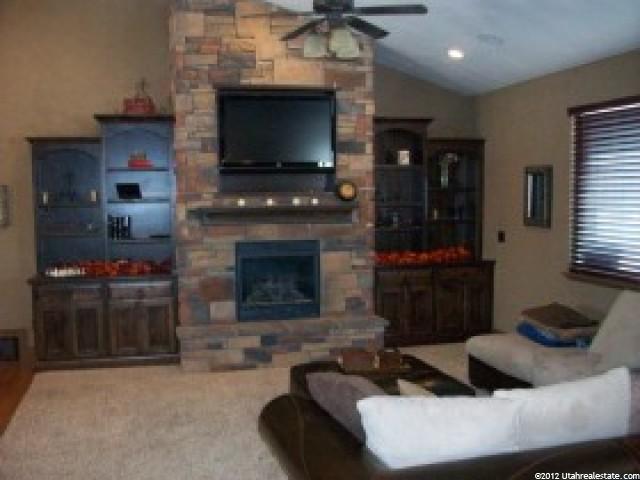425 S 2075 W, Marriott Slaterville, UT 84404 — photo 4