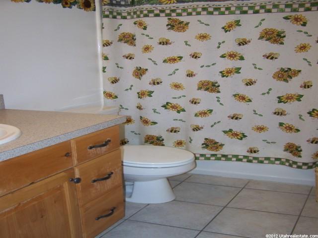 1678 N 2140 W, Clinton, UT 84015 — photo 11
