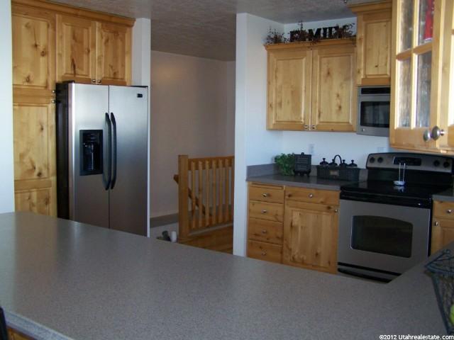 1678 N 2140 W, Clinton, UT 84015 — photo 4