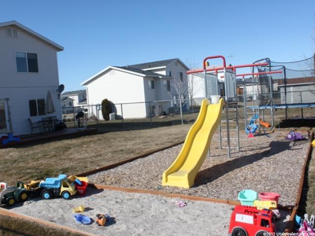 4910 S 3975 W, Roy, UT 84067 — photo 11