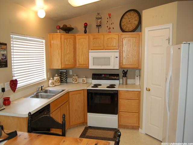 4910 S 3975 W, Roy, UT 84067 — photo 3