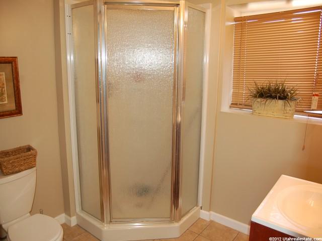 4910 S 3975 W, Roy, UT 84067 — photo 7