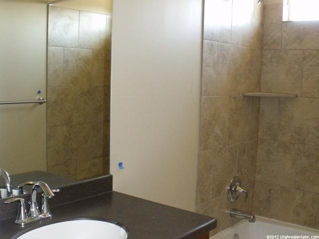 653 W 1850 S, Syracuse, UT 84075 — photo 4