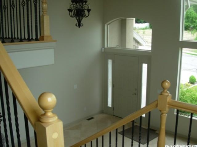1092 E Benchview Dr, Ogden, UT 84404 — photo 2