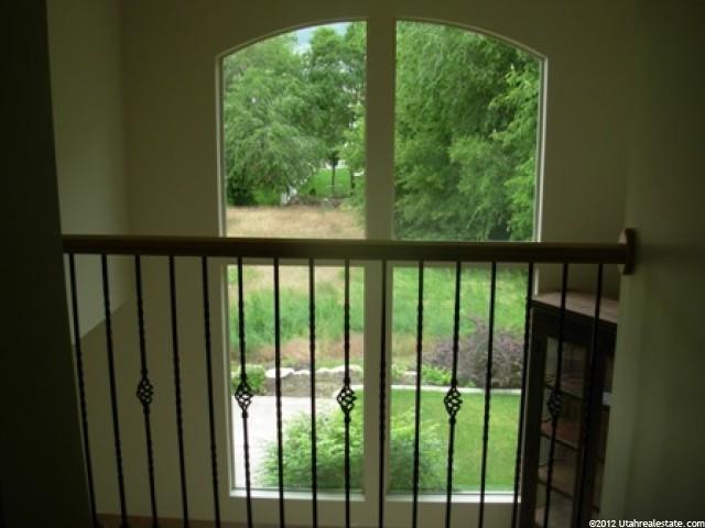 1092 E Benchview Dr, Ogden, UT 84404 — photo 9