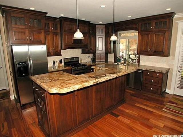 54 N Sherwood Dr, Providence, UT 84332 — photo 3